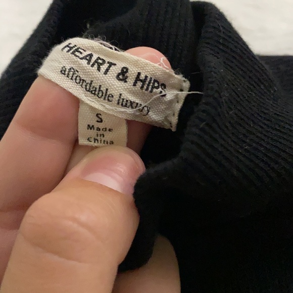 Plain Black sleeveless turtleneck body suit - Picture 2 of 2